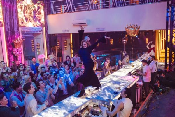 «Я абсолютно не шальная»: Ирина Пегова о том, что привлекает ее в мужчинах, а также неадекватных поклонниках и пластике «Я абсолютно не шальная»: Ирина Пегова о том, что привлекает ее в мужчинах, а также неадекватных поклонниках и пластике