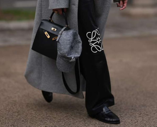 Модные лоферы осени: какие, как стилизовать и с чем носить Модные лоферы осени: какие, как стилизовать и с чем носить