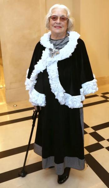 «Нужно молиться»: Лидии Федосеевой-Шукшиной провели экстренную операцию на сердце «Нужно молиться»: Лидии Федосеевой-Шукшиной провели экстренную операцию на сердце