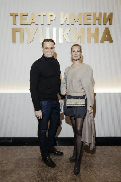 Екатерина и Александр Стриженовы, Агриппина Стеклова и другие на театральной премьере в Москве
Екатерина и Александр Стриженовы, Агриппина Стеклова и другие на театральной премьере в Москве