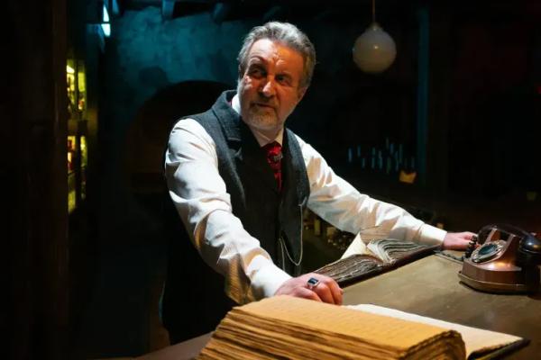 "Чтобы не пришили пропаганду". Максима Виторгана "заменили" в сериале "Бар "Один звонок" на фоне его позиции о СВО "Чтобы не пришили пропаганду". Максима Виторгана "заменили" в сериале "Бар "Один звонок" на фоне его позиции о СВО