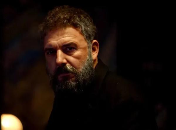 "Чтобы не пришили пропаганду". Максима Виторгана "заменили" в сериале "Бар "Один звонок" на фоне его позиции о СВО "Чтобы не пришили пропаганду". Максима Виторгана "заменили" в сериале "Бар "Один звонок" на фоне его позиции о СВО