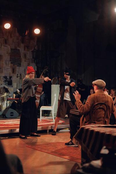 
                Евгений Стычкин. Софья Шидловская, Лев Зулькарнаев и другие на спектакле Алексея Аграновича            