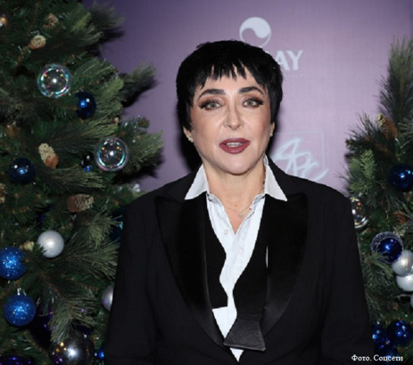 Лолита Милявская, пытаясь вернуться в Москву, перепутала вокзал и поезд (видео) Лолита Милявская, пытаясь вернуться в Москву, перепутала вокзал и поезд (видео)