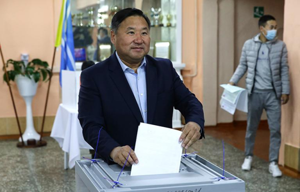 Владислав Ховалыг Владислав Ховалыг