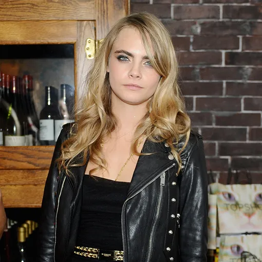 «Не быть пьяной — единственный способ остаться в живых»: истории от знаменитых женщин с алкогольной зависимостью «Не быть пьяной — единственный способ остаться в живых»: истории от знаменитых женщин с алкогольной зависимостью