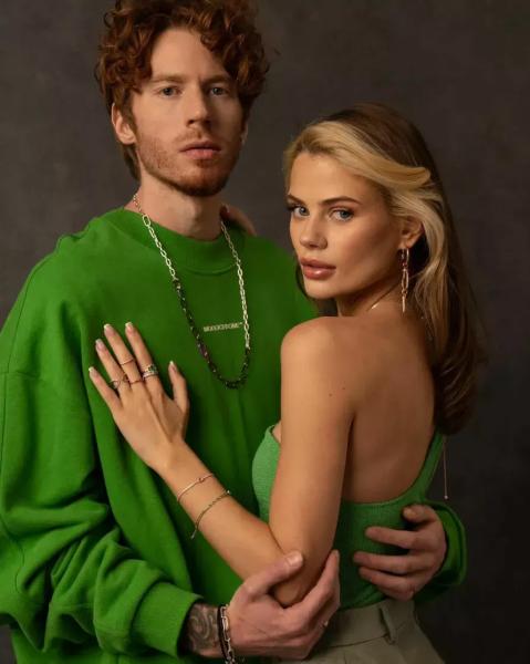 Никита Пресняков и Алена Краснова объявили о разводе: подробности
Никита Пресняков и Алена Краснова объявили о разводе: подробности