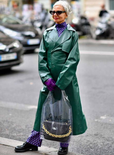 Цвет, фактура, силуэт: как одеваться актуально этой весной и летом в возрасте 40+ Цвет, фактура, силуэт: как одеваться актуально этой весной и летом в возрасте 40+