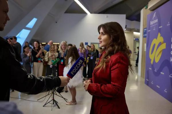 Жасмин стала звездным представителем международного форума креативных индустрий
Жасмин стала звездным представителем международного форума креативных индустрий