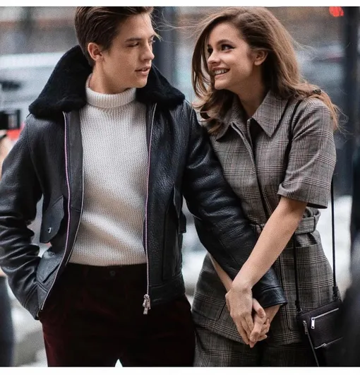 Самая милая пара: трогательная история любви Барбары Палвин и Дилана Спроуса Самая милая пара: трогательная история любви Барбары Палвин и Дилана Спроуса