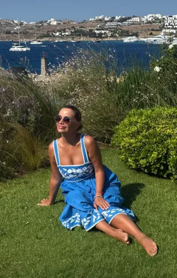 "Диета по мне плачет". Ольга Орлова показала фигуру в купальнике "Диета по мне плачет". Ольга Орлова показала фигуру в купальнике