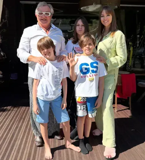 Дмитрий и Полина Дибровы вместе вышли в свет после развода и прокомментировали слух о своём воссоединении Дмитрий и Полина Дибровы вместе вышли в свет после развода и прокомментировали слух о своём воссоединении