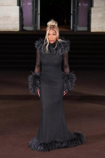 Гвинет Пэлтроу, Эдвард Нортон, Серена Уильямс и другие на модном ивенте в Милане
Гвинет Пэлтроу, Эдвард Нортон, Серена Уильямс и другие на модном ивенте в Милане