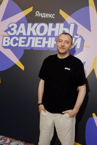 
                Евгений Стычкин. Софья Шидловская, Лев Зулькарнаев и другие на спектакле Алексея Аграновича            