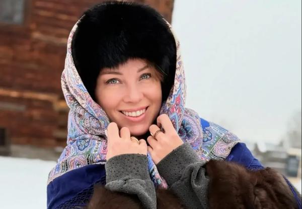 Екатерина Гордон: "любовник" Полины Дибровой купил ей особняк за 141 млн рублей Екатерина Гордон: "любовник" Полины Дибровой купил ей особняк за 141 млн рублей