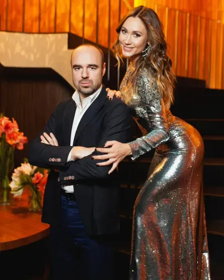 Екатерина Гордон: "любовник" Полины Дибровой купил ей особняк за 141 млн рублей Екатерина Гордон: "любовник" Полины Дибровой купил ей особняк за 141 млн рублей