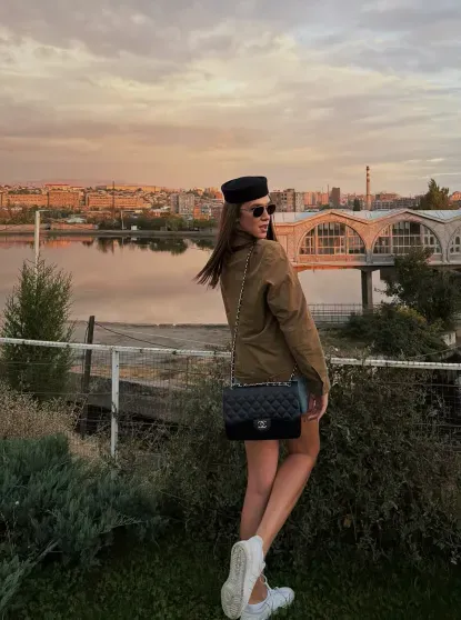 Екатерина Варнава выступила с кабаре-шоу в Ереване: среди гостей — Алексей Жидковский, Дарина Алексеева и светская Москва Екатерина Варнава выступила с кабаре-шоу в Ереване: среди гостей — Алексей Жидковский, Дарина Алексеева и светская Москва