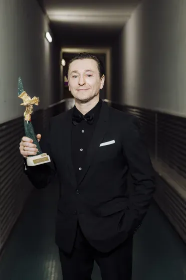 Елизавета Боярская, Виктория Исакова, Елена Лядова, Владимир Вдовиченков, Сергей Безруков и Агата Муцениеце на премии "Золотой орёл" Елизавета Боярская, Виктория Исакова, Елена Лядова, Владимир Вдовиченков, Сергей Безруков и Агата Муцениеце на премии "Золотой орёл"