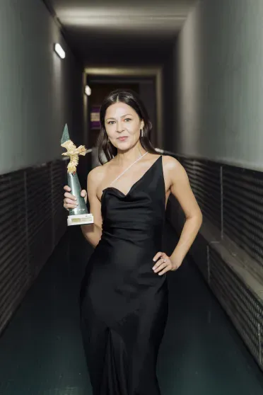 Елизавета Боярская, Виктория Исакова, Елена Лядова, Владимир Вдовиченков, Сергей Безруков и Агата Муцениеце на премии "Золотой орёл" Елизавета Боярская, Виктория Исакова, Елена Лядова, Владимир Вдовиченков, Сергей Безруков и Агата Муцениеце на премии "Золотой орёл"