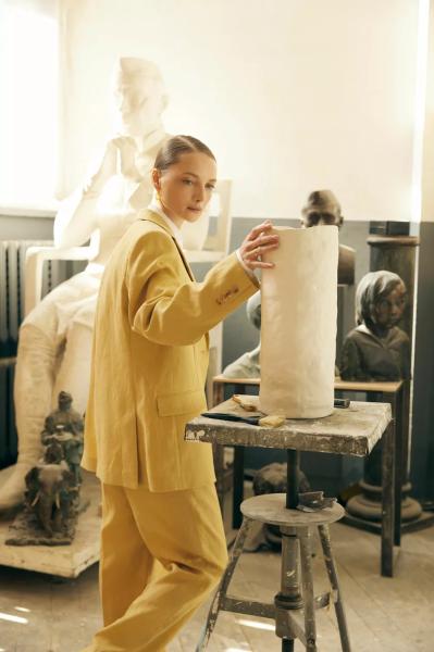 Екатерина Вилкова и Илья Любимов: "Счастье – это жить для другого"
Екатерина Вилкова и Илья Любимов: "Счастье – это жить для другого"