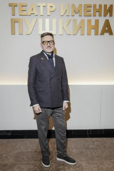 Екатерина и Александр Стриженовы, Агриппина Стеклова и другие на театральной премьере в Москве
Екатерина и Александр Стриженовы, Агриппина Стеклова и другие на театральной премьере в Москве