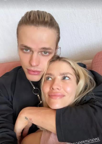 Елена Перминова раскрыла подробности расставания с Александром Лебедевым
Елена Перминова раскрыла подробности расставания с Александром Лебедевым