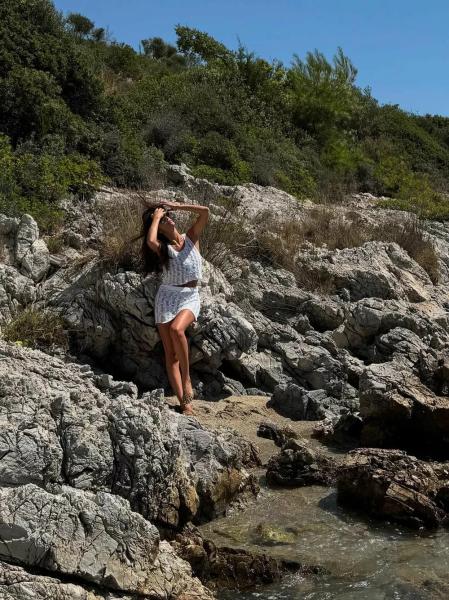 Александр Петров с женой показали, как проводят отпуск с сыном
Александр Петров с женой показали, как проводят отпуск с сыном