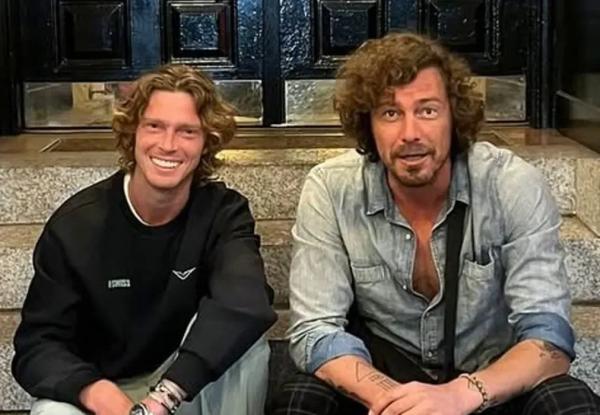 Фото с Андреем Рублёвым, прогулки по Нью-Йорку: Марат Сафин вернулся в соцсети спустя 4 года и показал, как проводит время на US Open Фото с Андреем Рублёвым, прогулки по Нью-Йорку: Марат Сафин вернулся в соцсети спустя 4 года и показал, как проводит время на US Open