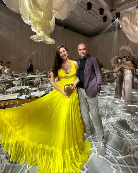 "Я ему носки стирала, ела доширак". Елена Товстик рассказала о скандальном разводе и романе своего мужа с Полиной Дибровой