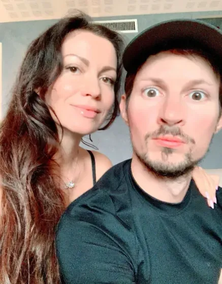 "Я не хочу, чтобы они разорвали друг друга на части после моей смерти". Павел Дуров составил завещание: наследство получат шестеро официальных и 100 биологических детей "Я не хочу, чтобы они разорвали друг друга на части после моей смерти". Павел Дуров составил завещание: наследство получат шестеро официальных и 100 биологических детей