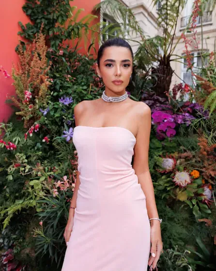 "Я прошла через ад". Модель Нина Коломийцева рассказала новые подробности "преследований" со стороны Сулеймана Керимова "Я прошла через ад". Модель Нина Коломийцева рассказала новые подробности "преследований" со стороны Сулеймана Керимова