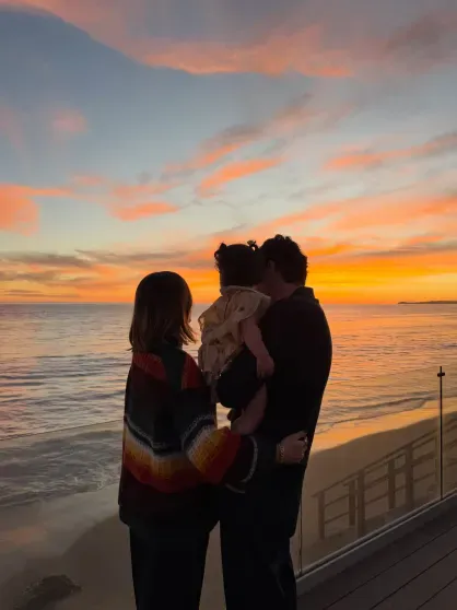 Как Дженнифер Лопес, Кристина Орбакайте, Илон Маск, Селена Гомес и Надежда Оболенцева отметили День благодарения Как Дженнифер Лопес, Кристина Орбакайте, Илон Маск, Селена Гомес и Надежда Оболенцева отметили День благодарения