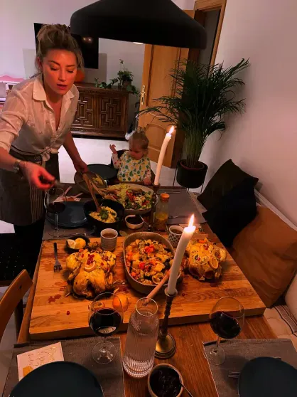 Как Дженнифер Лопес, Кристина Орбакайте, Илон Маск, Селена Гомес и Надежда Оболенцева отметили День благодарения Как Дженнифер Лопес, Кристина Орбакайте, Илон Маск, Селена Гомес и Надежда Оболенцева отметили День благодарения