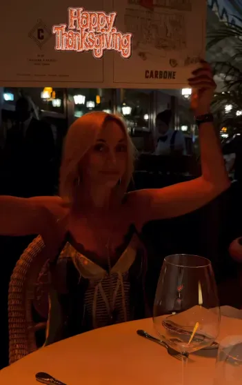 Как Дженнифер Лопес, Кристина Орбакайте, Илон Маск, Селена Гомес и Надежда Оболенцева отметили День благодарения Как Дженнифер Лопес, Кристина Орбакайте, Илон Маск, Селена Гомес и Надежда Оболенцева отметили День благодарения