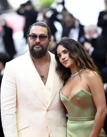 Канны-2025: Дакота Джонсон, Рианна и A$AP Rocky, Дензел Вашингтон и Джейсон Момоа с девушкой на премьере фильма "Рай и ад" Канны-2025: Дакота Джонсон, Рианна и A$AP Rocky, Дензел Вашингтон и Джейсон Момоа с девушкой на премьере фильма "Рай и ад"