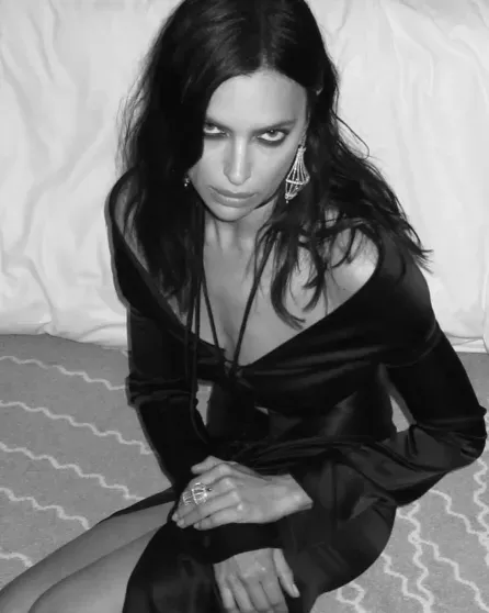 Канны-2025: Ирина Шейк показала свои образы вне красных дорожек Канны-2025: Ирина Шейк показала свои образы вне красных дорожек