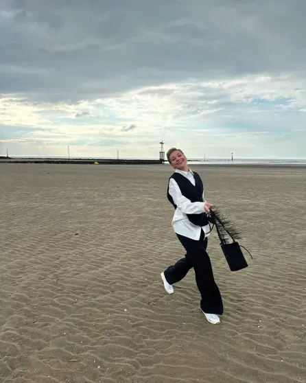 Кристина Асмус отметила день рождения во Франции на фоне скандала из-за отстранения от съёмок