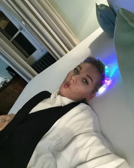 Кристина Асмус отметила день рождения во Франции на фоне скандала из-за отстранения от съёмок