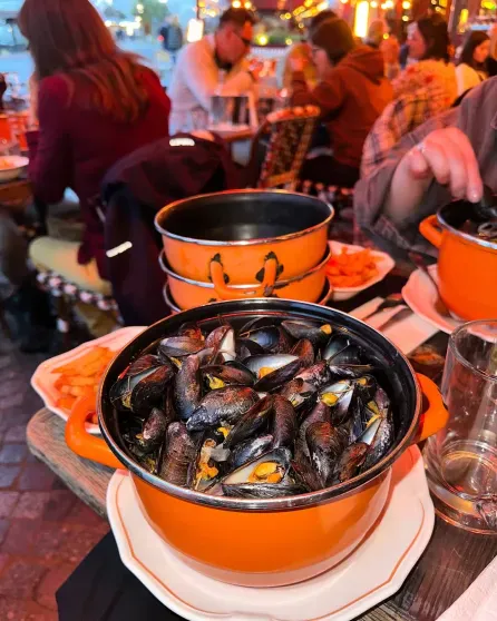 Кристина Асмус отметила день рождения во Франции на фоне скандала из-за отстранения от съёмок