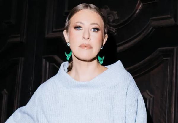 Ксения Собчак оформляет вид на жительство в Испании для себя и сына Платона Ксения Собчак оформляет вид на жительство в Испании для себя и сына Платона