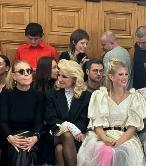 Ксения Собчак, Софья Эрнст, Наталья Ионова, Олег Меньшиков и Валерия Гай Германика на показе Walk of Shame Ксения Собчак, Софья Эрнст, Наталья Ионова, Олег Меньшиков и Валерия Гай Германика на показе Walk of Shame