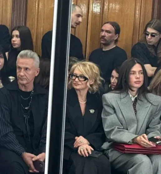 Ксения Собчак, Софья Эрнст, Наталья Ионова, Олег Меньшиков и Валерия Гай Германика на показе Walk of Shame Ксения Собчак, Софья Эрнст, Наталья Ионова, Олег Меньшиков и Валерия Гай Германика на показе Walk of Shame