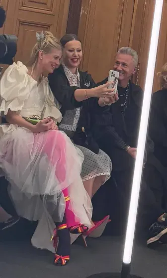 Ксения Собчак, Софья Эрнст, Наталья Ионова, Олег Меньшиков и Валерия Гай Германика на показе Walk of Shame Ксения Собчак, Софья Эрнст, Наталья Ионова, Олег Меньшиков и Валерия Гай Германика на показе Walk of Shame