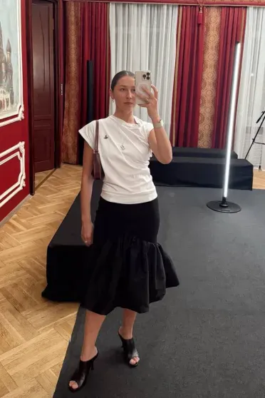 Ксения Собчак, Софья Эрнст, Наталья Ионова, Олег Меньшиков и Валерия Гай Германика на показе Walk of Shame Ксения Собчак, Софья Эрнст, Наталья Ионова, Олег Меньшиков и Валерия Гай Германика на показе Walk of Shame