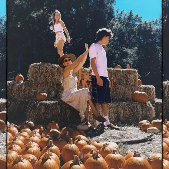 Лили Аллен в костюме любовницы бывшего мужа, Джастин Трюдо в образе подтанцовки Кэти Перри: как звёзды отметили Хэллоуин Лили Аллен в костюме любовницы бывшего мужа, Джастин Трюдо в образе подтанцовки Кэти Перри: как звёзды отметили Хэллоуин