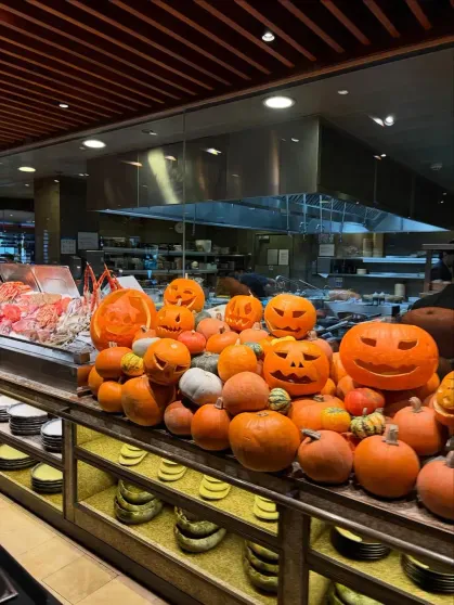 Лили Аллен в костюме любовницы бывшего мужа, Джастин Трюдо в образе подтанцовки Кэти Перри: как звёзды отметили Хэллоуин Лили Аллен в костюме любовницы бывшего мужа, Джастин Трюдо в образе подтанцовки Кэти Перри: как звёзды отметили Хэллоуин