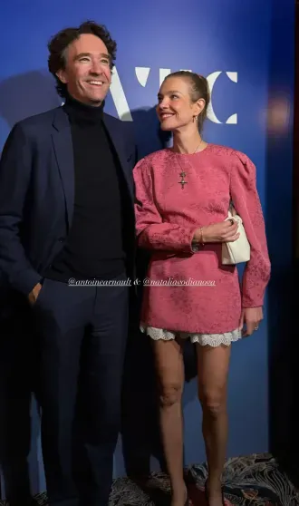 Наталья Водянова и её муж-миллиардер Антуан Арно вышли в свет в Париже Наталья Водянова и её муж-миллиардер Антуан Арно вышли в свет в Париже