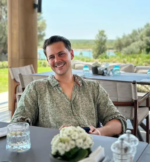 "Нельзя сегодня быть феминисткой, завтра принцессой". В сети обсуждают слова Милоша Биковича о женской свободе "Нельзя сегодня быть феминисткой, завтра принцессой". В сети обсуждают слова Милоша Биковича о женской свободе