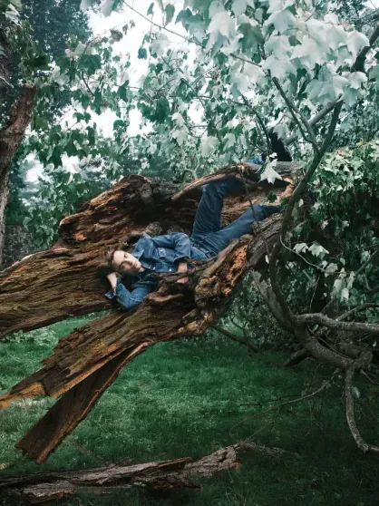 Роберт Паттинсон снялся для глянца и рассказал, как отцовство сделало его "нормисом" Роберт Паттинсон снялся для глянца и рассказал, как отцовство сделало его "нормисом"