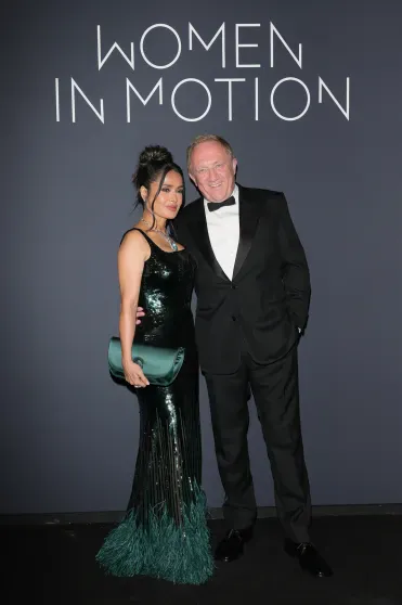 Сальма Хайек с мужем, Николь Кидман, Рози Хантингтон-Уайтли и Марк Эйдельштейн на премии Women In Motion в Каннах Сальма Хайек с мужем, Николь Кидман, Рози Хантингтон-Уайтли и Марк Эйдельштейн на премии Women In Motion в Каннах